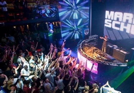 get dj gigs abroad